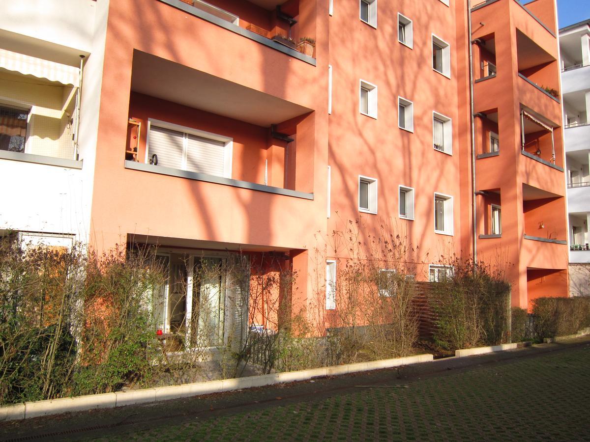 Apartment 181 *